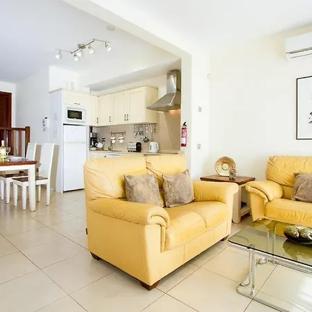 Villa Puerto Del Carmen Sleeps 6 Pool Air Con Wifi Puerto del Carmen (Lanzarote)